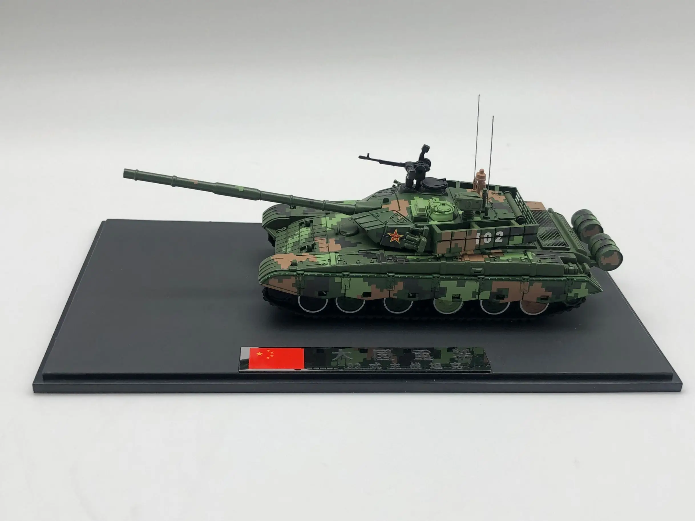 ZTZ 99 бак 1: 72 модель, полученная литьём под давлением