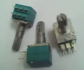 2PCS/LOT Taiwan precision double potentiometer A10K shaft length 20MM photo