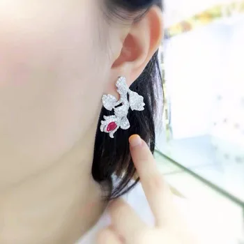 

Qi Xuan_Jewelry_New Elegant Asymmetry Earrings S925 Silver Inlay Zircon Elegant And Irregular Irregular_Factory Direct Sales