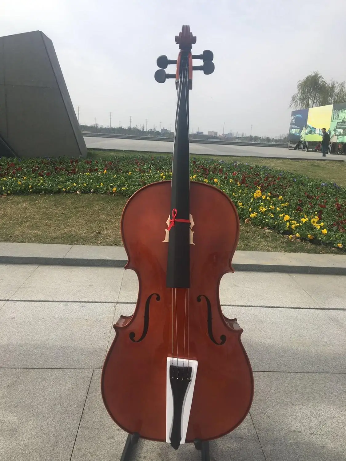 

full wood brown cello 4/4