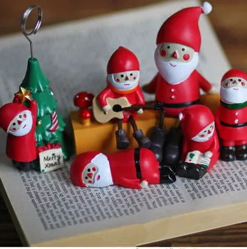 

7pcs/set of Santa Ornaments Resin Christmas Scene New Year Festivals Decoration Children Gift