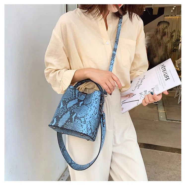 NIGEDU брендовая дизайнерская женская сумка-мешок змеиная женская сумка-мессенджер из искусственной кожи с широким ремешком женские сумки на плечо женские сумки