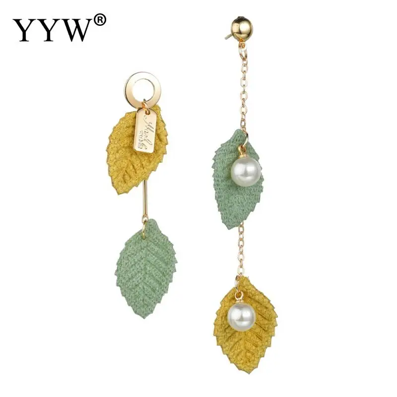 

Fashion Female Asymmetric Earrings Long Chain Leaf Shape With Plastic Pearl Double Color Plant Charm Femme Brinco Birthday Gift