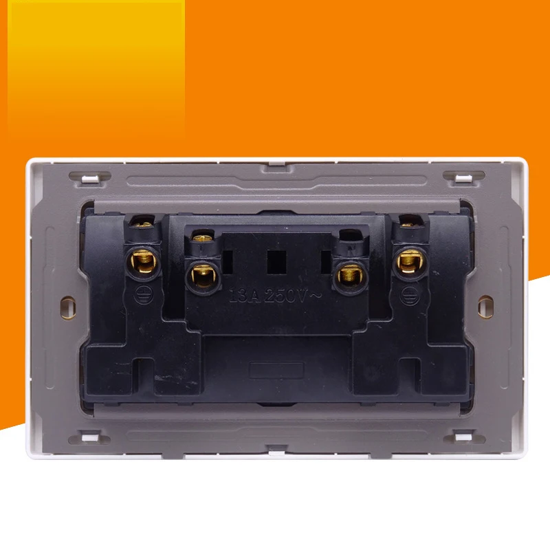 Dual 3 Hole Socket