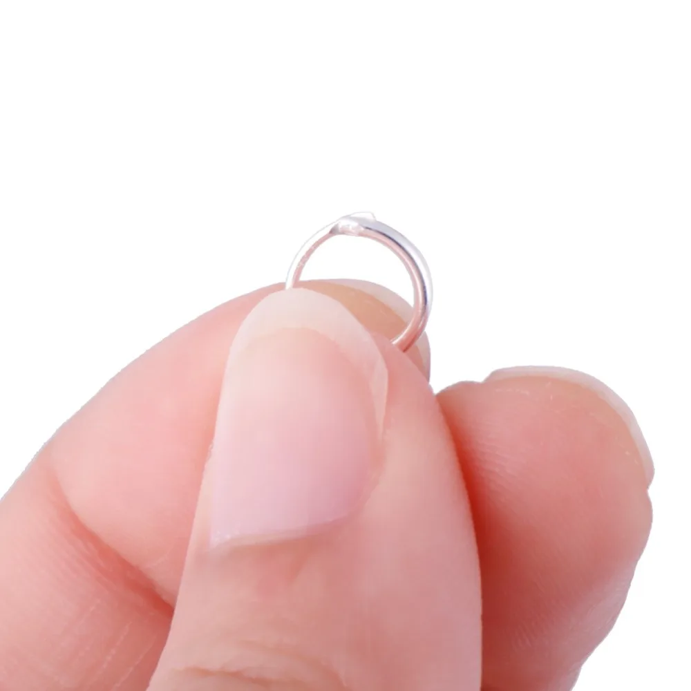 265740_no-logo_265740-4-04