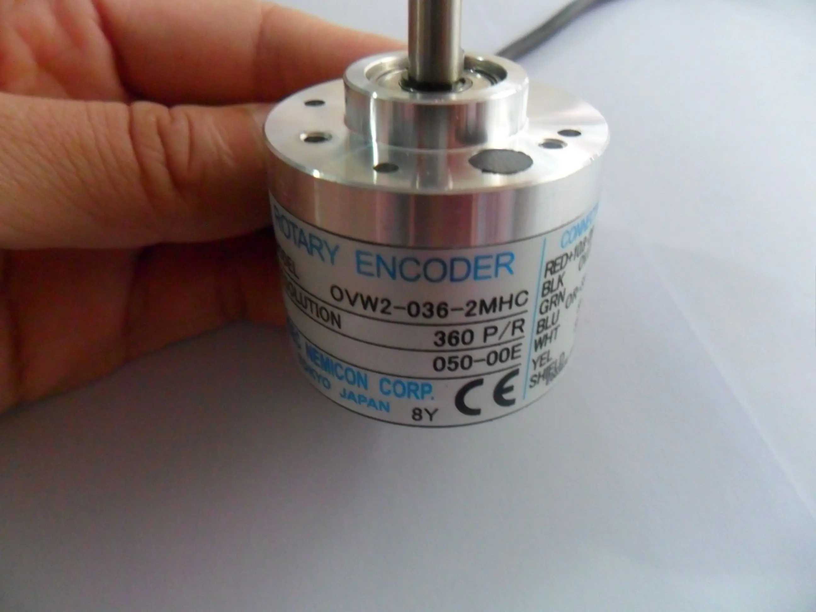 

FREE SHIPPING Domestic ovw2-20-2mht encoder 2000 line qau