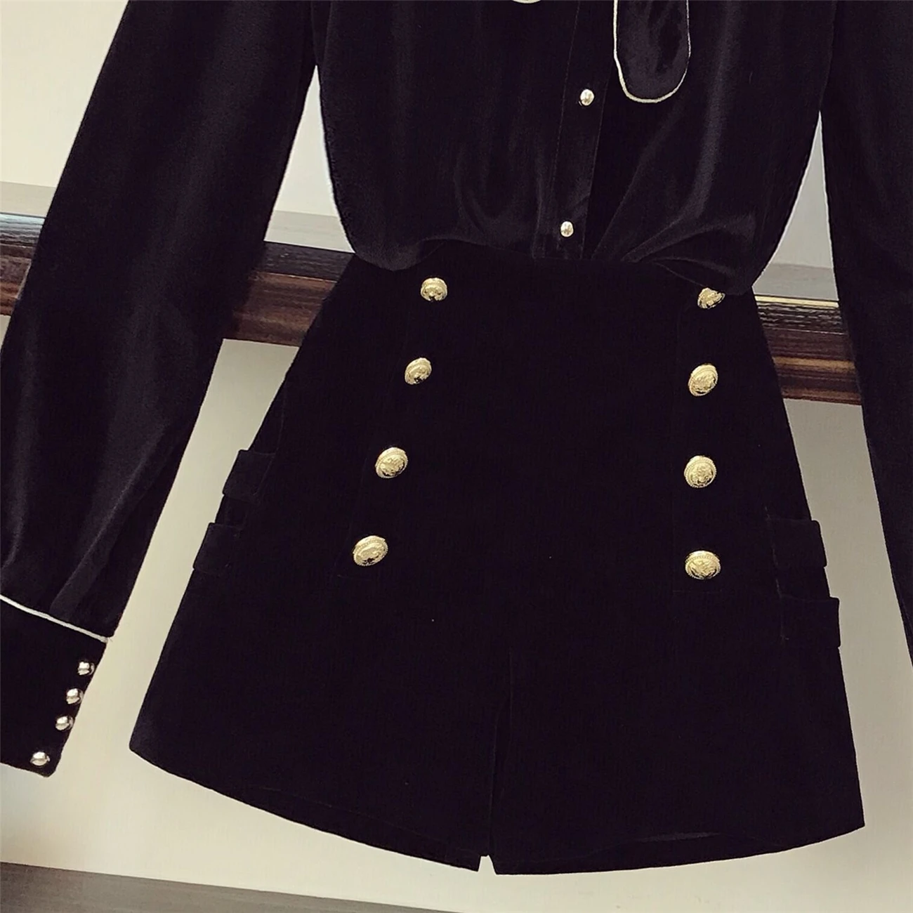Costumes Black Définit Shorts Mode De Blouse Short Taille Breasted Manches Printemps Longues Et Étudiants À Nouveau Velours Femmes Double Haute Bow Hauts wqAT51