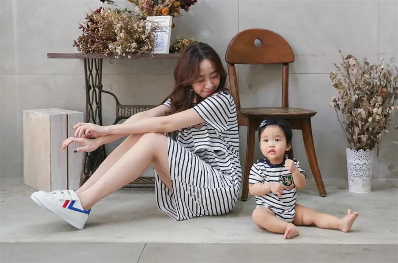2018 New Summer Baby Romper+ Mom Dresses Parent&Child Cloth Set Korean Casual Knee-Length A-Line Striped Dress White,Blue Color03