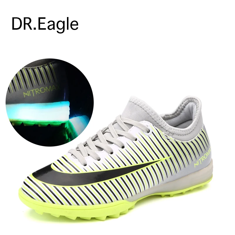 light futsal shoes