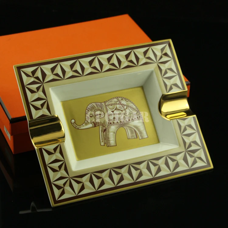 

Fashion High Quality Retro Elephant Cigarette Cigar Ceramic Ashtray 2 Cigars Rest Ashtray Smoking Practical Tool w/ Gift Box