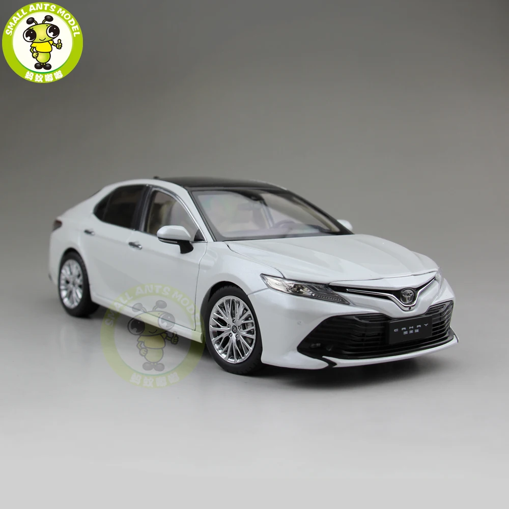 1/18 Camry 8-го поколения литой автомобиль модель игрушки для детей Детская Коллекция подарков на день рождения белый