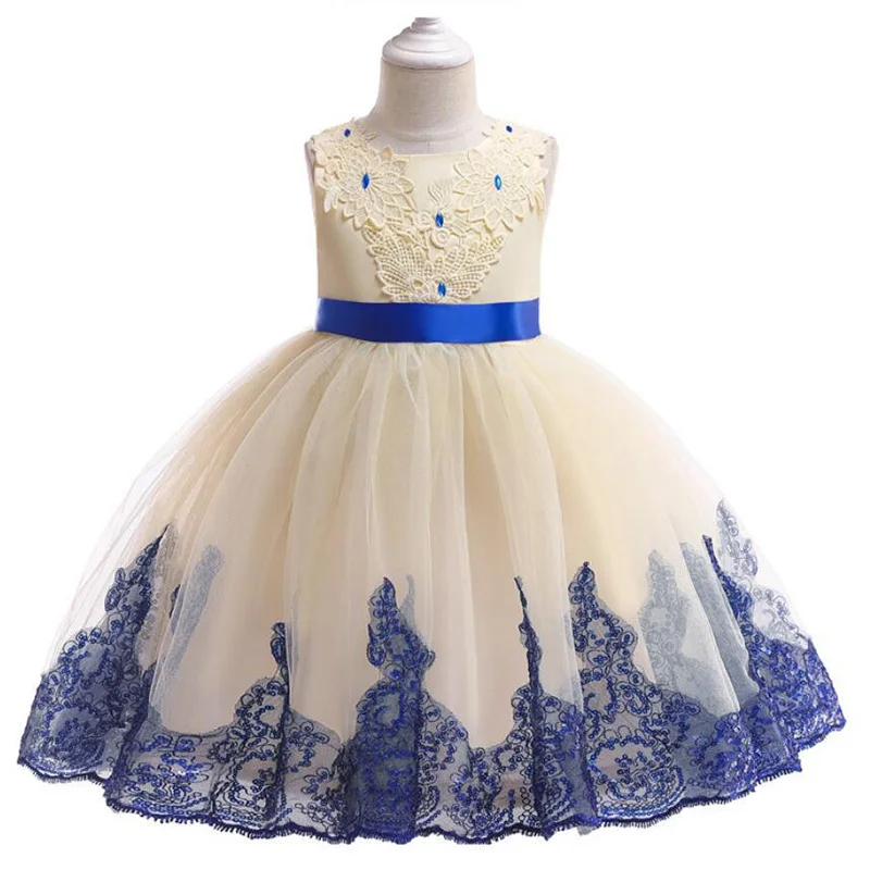 Летнее платье для маленьких девочек, милые хлопковые платья принцессы без рукавов с цветочным принтом и лепестками, Детская праздничная одежда