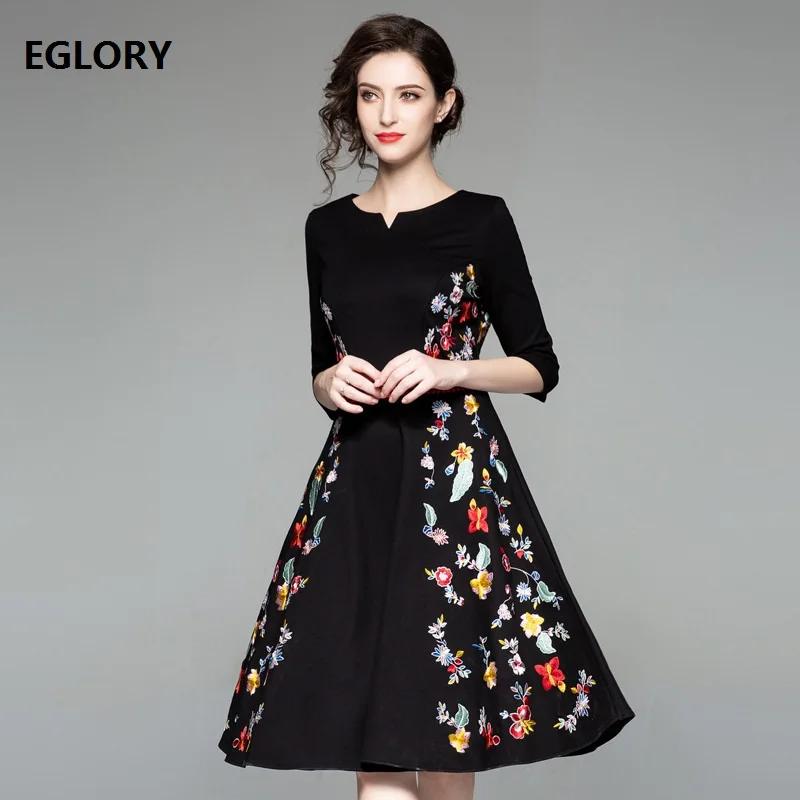 

Top Quality Dress New 2019Spring Autumn Dress Women Vintage Floral Embroidery Patchwork A-Line Rockabilly Dress for Party Event
