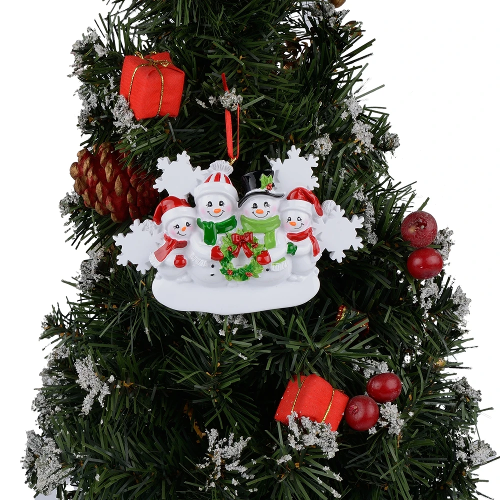 Snowman Family of 4 Resin Hang Christmas Ornaments With Glossy Snowflake As Craft Souvenir For Personalized Gifts or Home Decor
