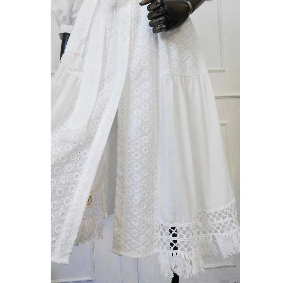 white cotton lace Embroidery boho dress 2017 new autumn vintage lantern Sleeve dresses Casual loose brand long women dress white cotton lace Embroidery boho dress 2017 new autumn vintage lantern Sleeve dresses Casual loose brand long women dress