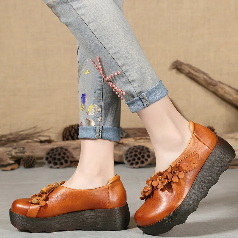 

Women Leather Pumps 6 Cm High Heels Wedge Shoes Spring Retro Pumps Women Flower Sweet Style 2019 Handmade Genuine Leather Pumps