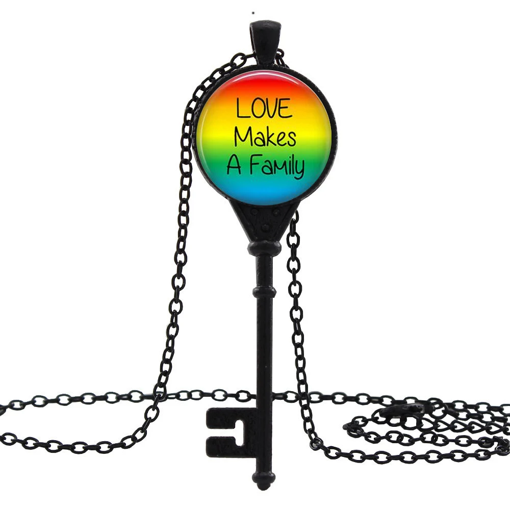 

Colorful Rainbow Flower Buttons Flag Crystal Keychain Jewelry Wholesale Fashion Silver Keychain For Gay 2019 New