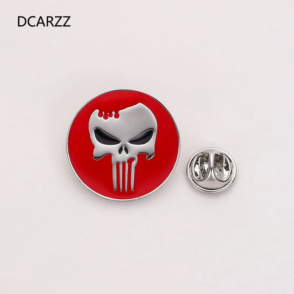 

DCARZZ New Punisher Brooches Pin Jewelry Skull Justice League Superhero Red Enamel Round Silver Gifts Men Pin Badge Accessories