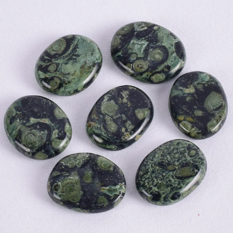

Natural palm stone 30*22*7 mm kambaba jasper mineral quartz polishing slices Chakra set figurine spiritual Reiki Healing decor