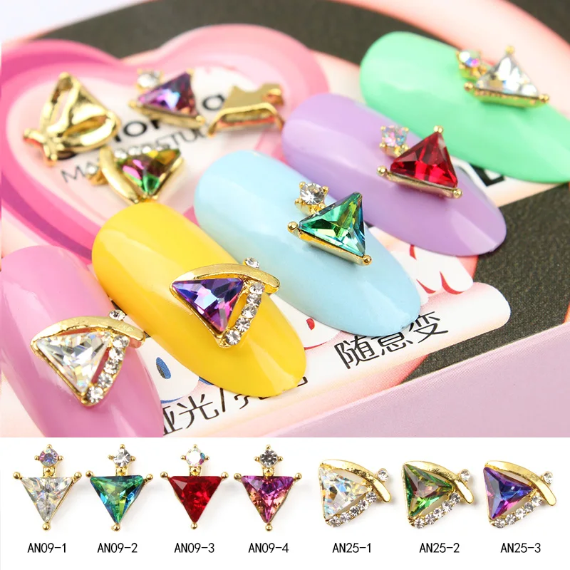

20/50pcs DIY 7 Colors Triangles Gem Rhinestone For Nail Art Deco Design Charms Alloy Manicure Jewelry Diamond Accessories