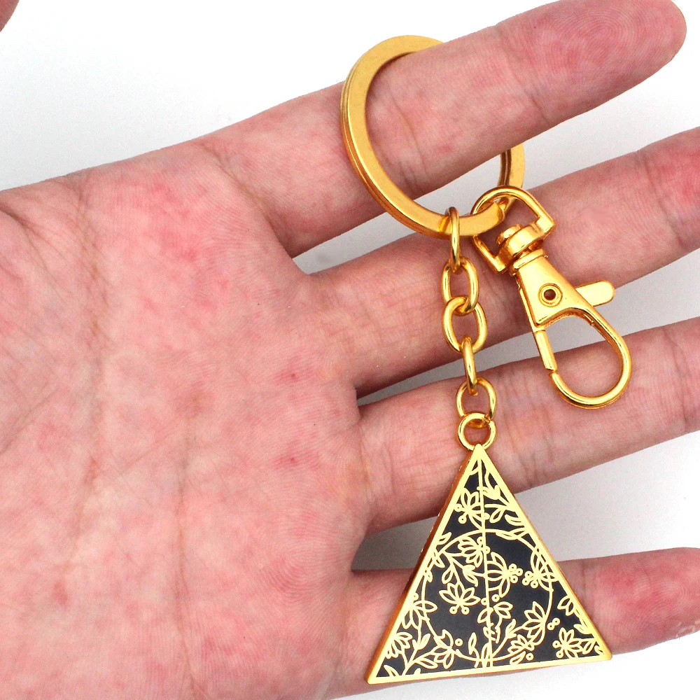 

Harri Potter Deathly Hallows Symbol Gold Metal Handmade Pendant Keychain Keyring Ornament Cosplay Collection Accessories Gift