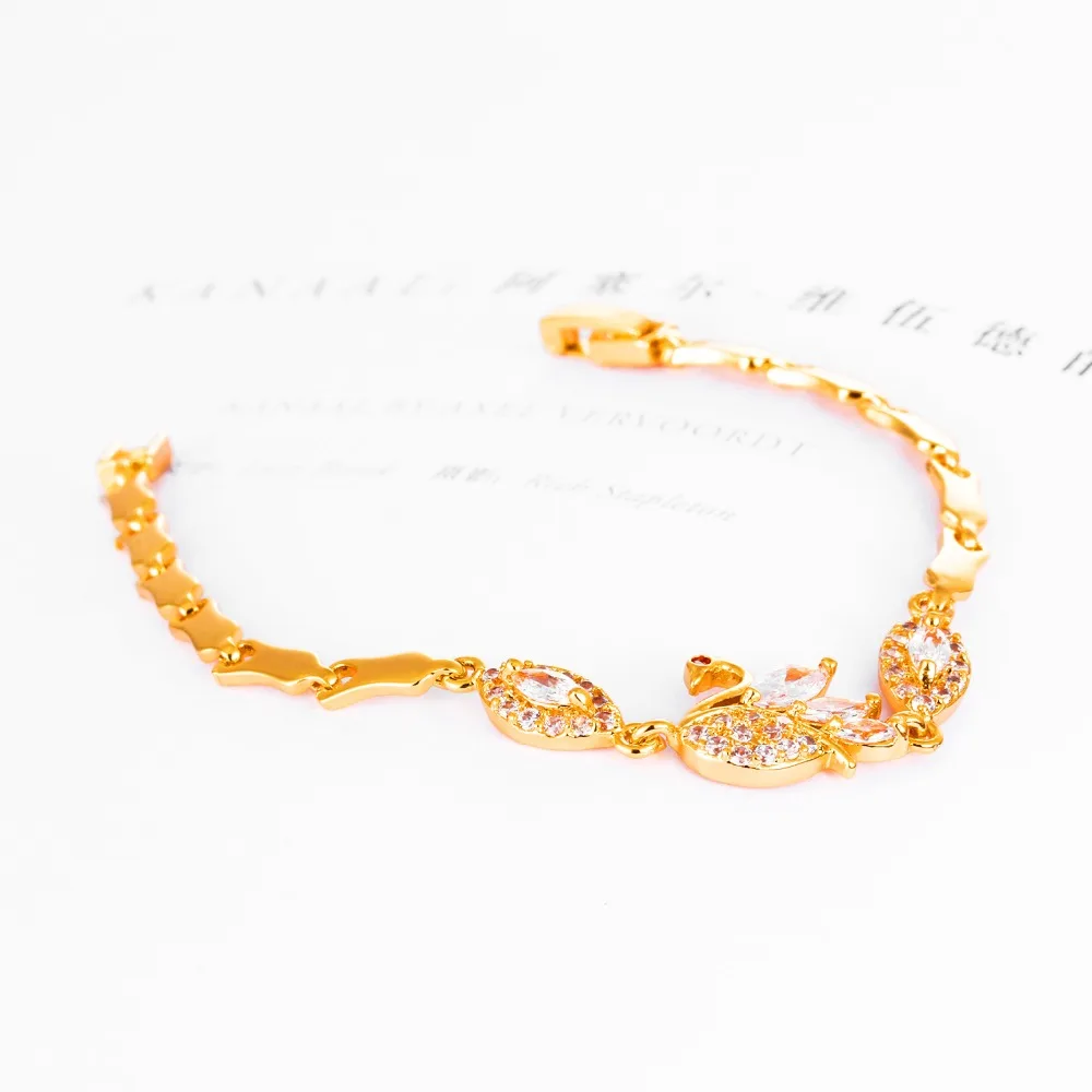 8082259096_984123870