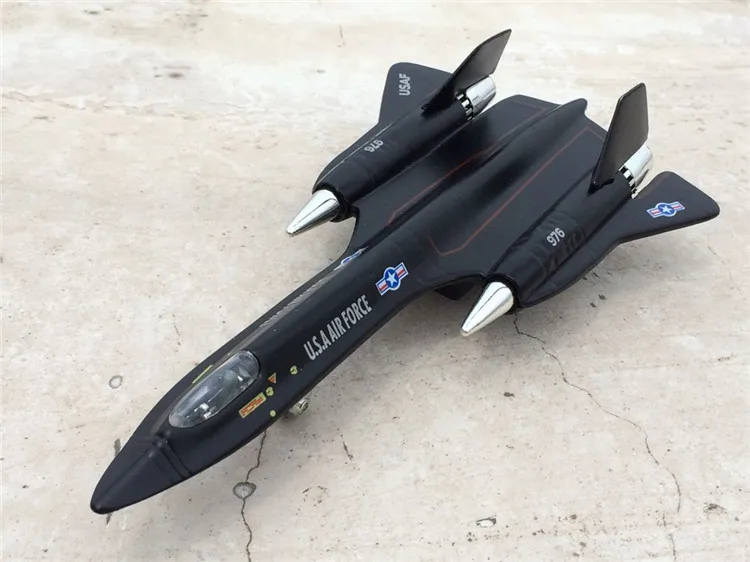 blackbird plane toy