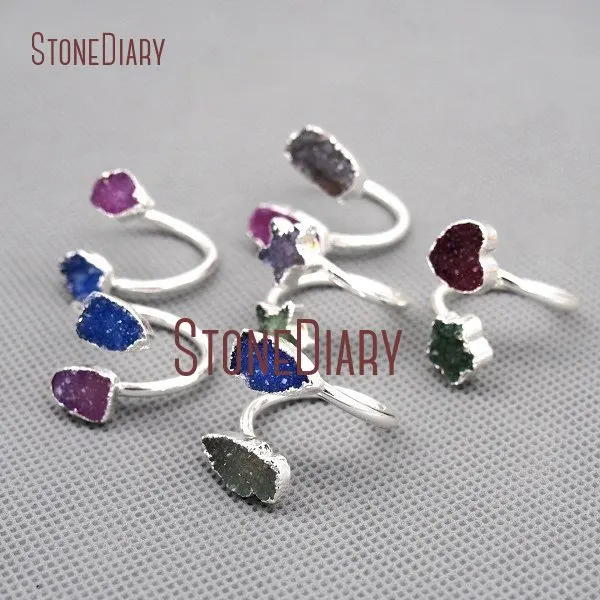 

5Pcs Random Color Agates Druzy Ring Silver Electoplated Arrowhead Ring Adjustable RM1059