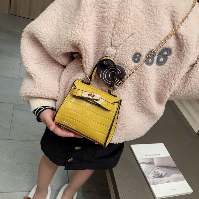 2019 الأزياء البسيطة لطيف صغيرة سلسلة الفتاة حقيبة ساعي الفاخرة مصمم الأطفال قفل Crossbody حقيبة التمساح بو كيد يد