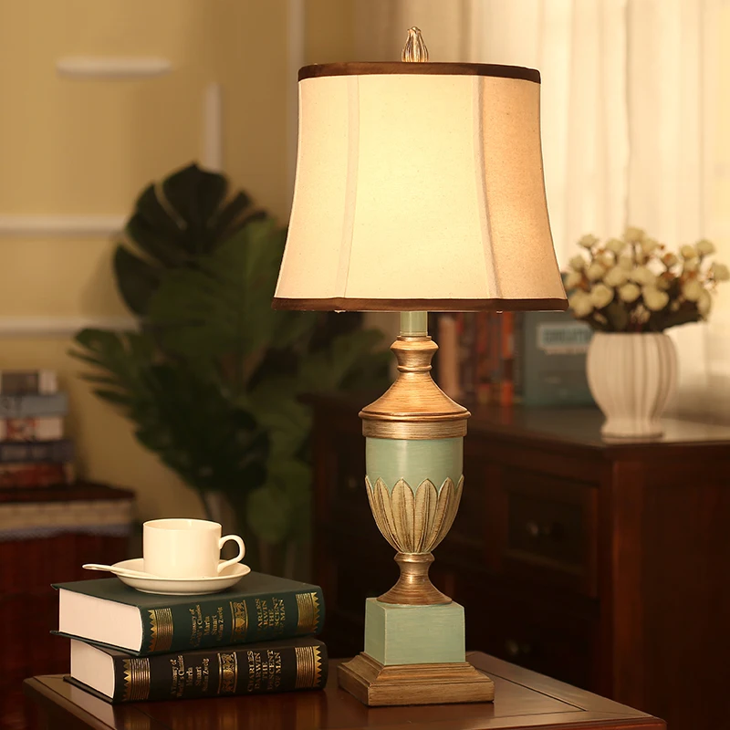 European Antique Bedroom Table Lamps Vintage Table Lamps for Bedroom Resin Light Desk Light Fabric Bedroom Table Lamps abajur