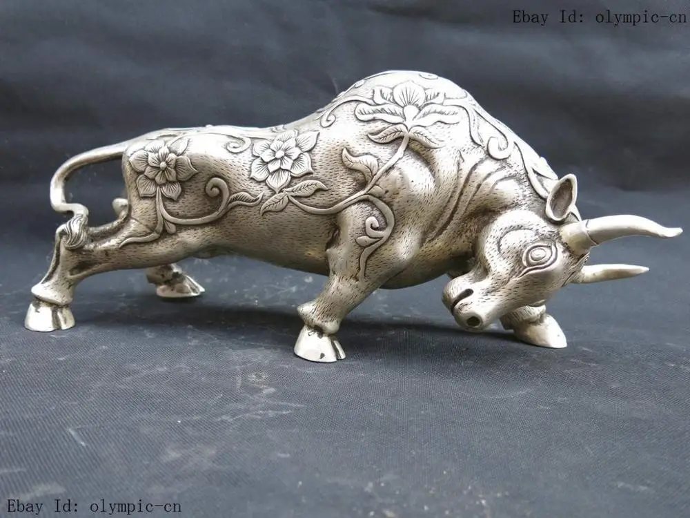 

China silver carved beautiful fine flower pattern luck Ox Sculpture Statue (D0426)