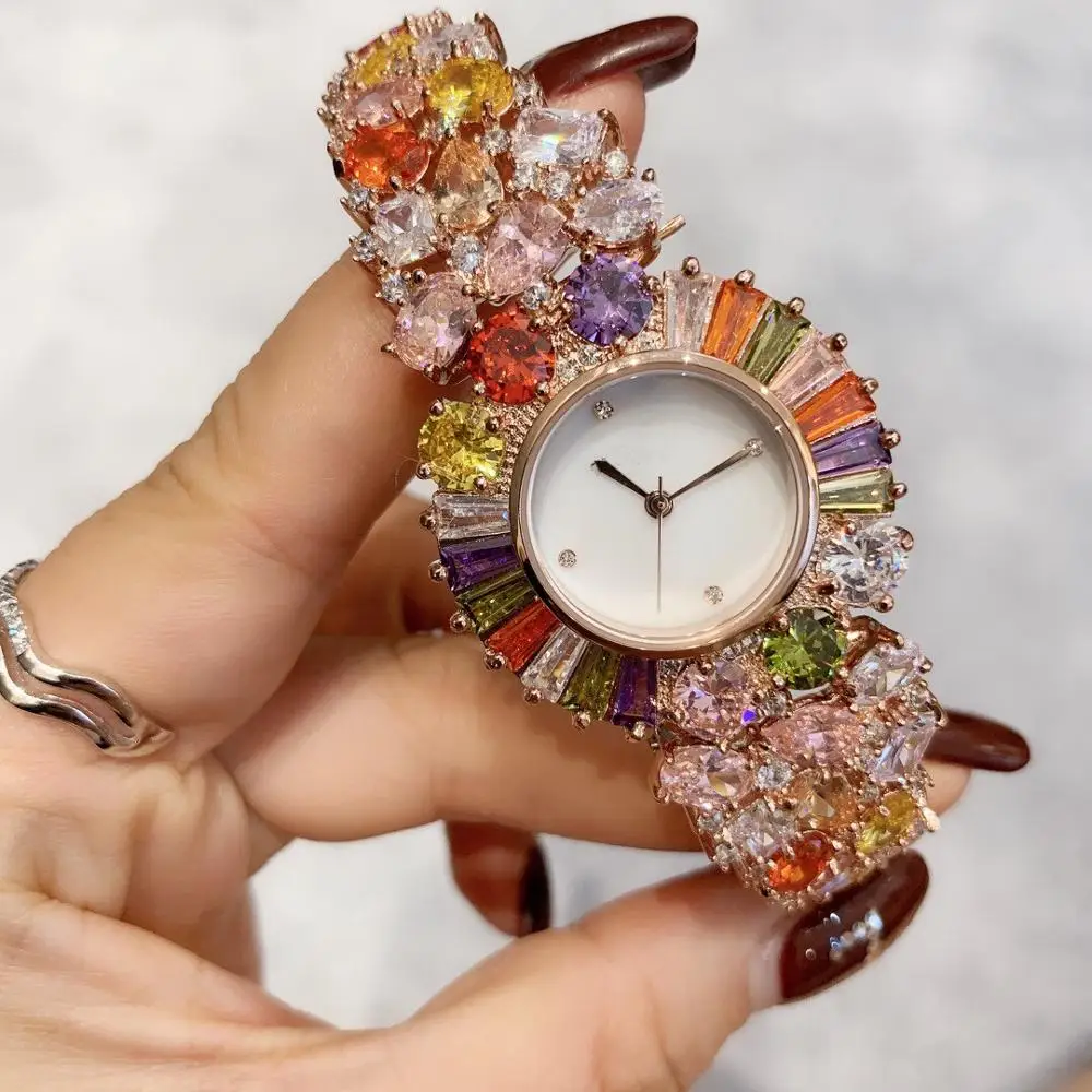 

Women's Watches Top Brand Runway Luxury European Design Quartz Wristwatches WD0520