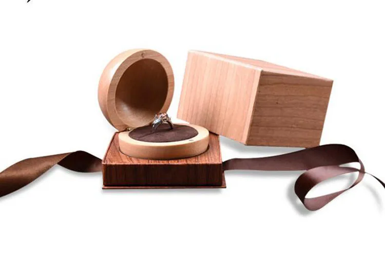 

Wedding Ring Box TOP QUALITY Wooden Jewelry Packaging for Valentin Christmas Wedding Birthday Marriage Proposal Gift Box