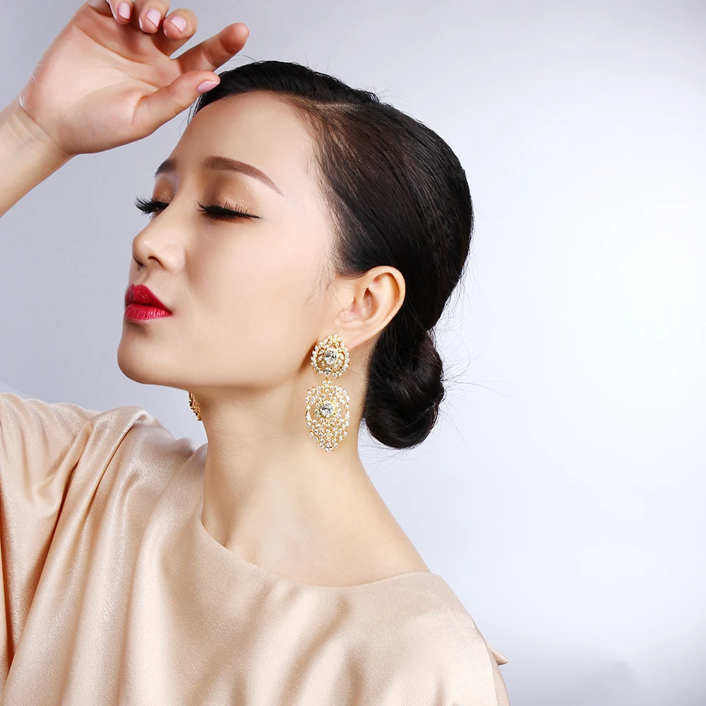 High quality jewelry new pendientes aros dorados Gold color long crystal rhinestone big earring for party Large White earrings