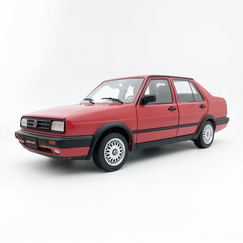 Diecaste 1:18 Модель автомобиля 1989 металл высокая симуляция Volkswagen red Jetta GT дверь может
