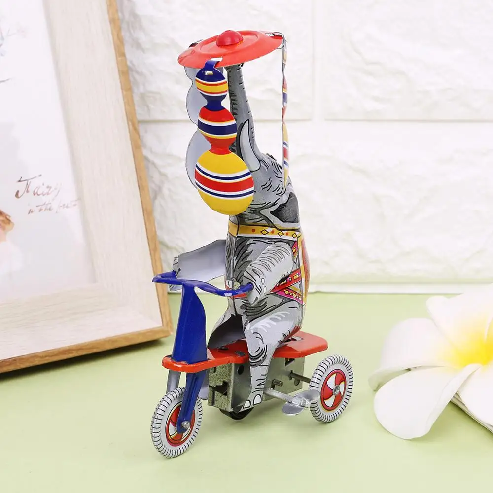 Elephant Tricycle Metal Toys Clockwork Spring Rotation Memorial Collection Toy