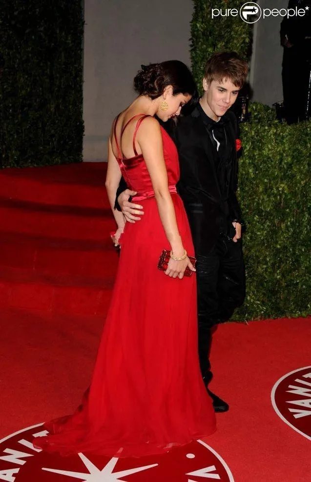 justin bieber red dress