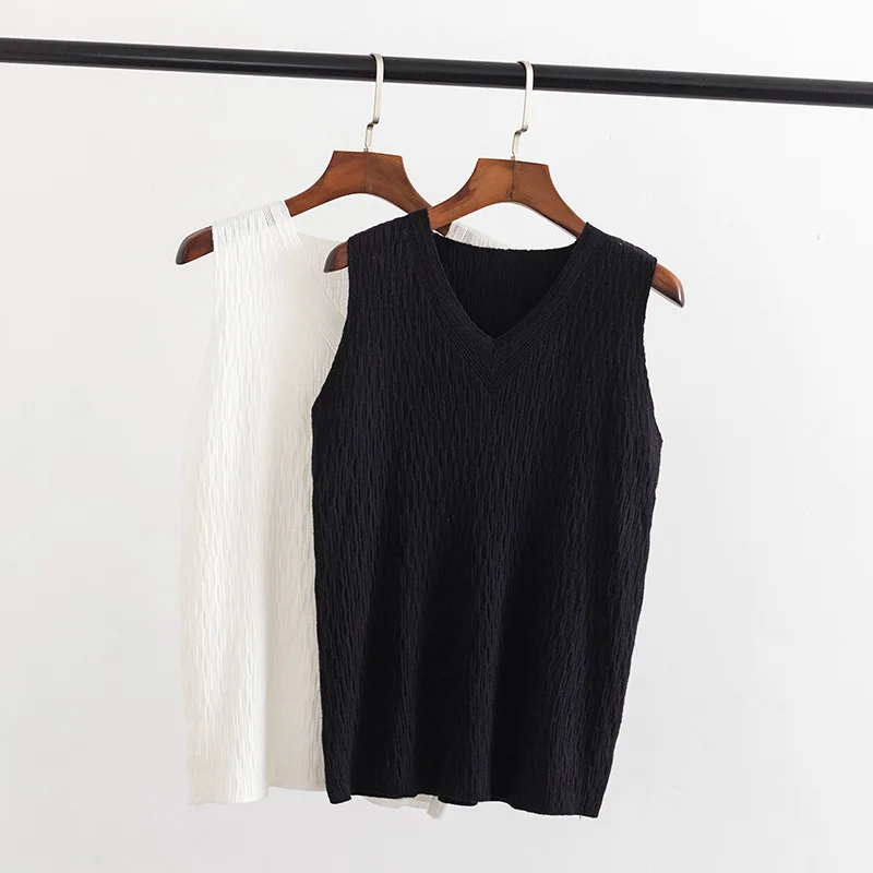 

2019 Plus Size Casual Spring Summer Women Clothing Fashion Loose thin knitting Vest K8-8140