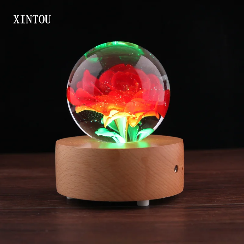 Goede XINTOU Crystal Ball 80mm Red Rose Bloem Houten Bluetooth Muziekdoos Base Woondecoratie Feng Shui Ornament Globe Handgemaakte geschenken