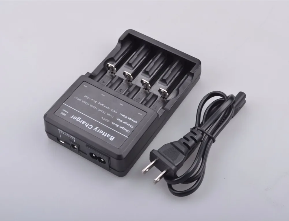 2018 High quality Vbatty V40 4 slot battery charger ABS material