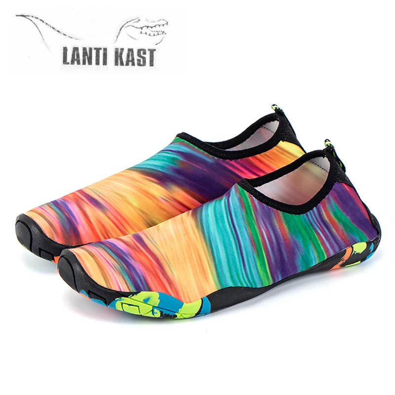 

Men Women Water Shoes Swimming Beach Shoes Sports Aqua Barefoot Shoes Seaside Surf Slippers Upstream Light Athletic Footwear