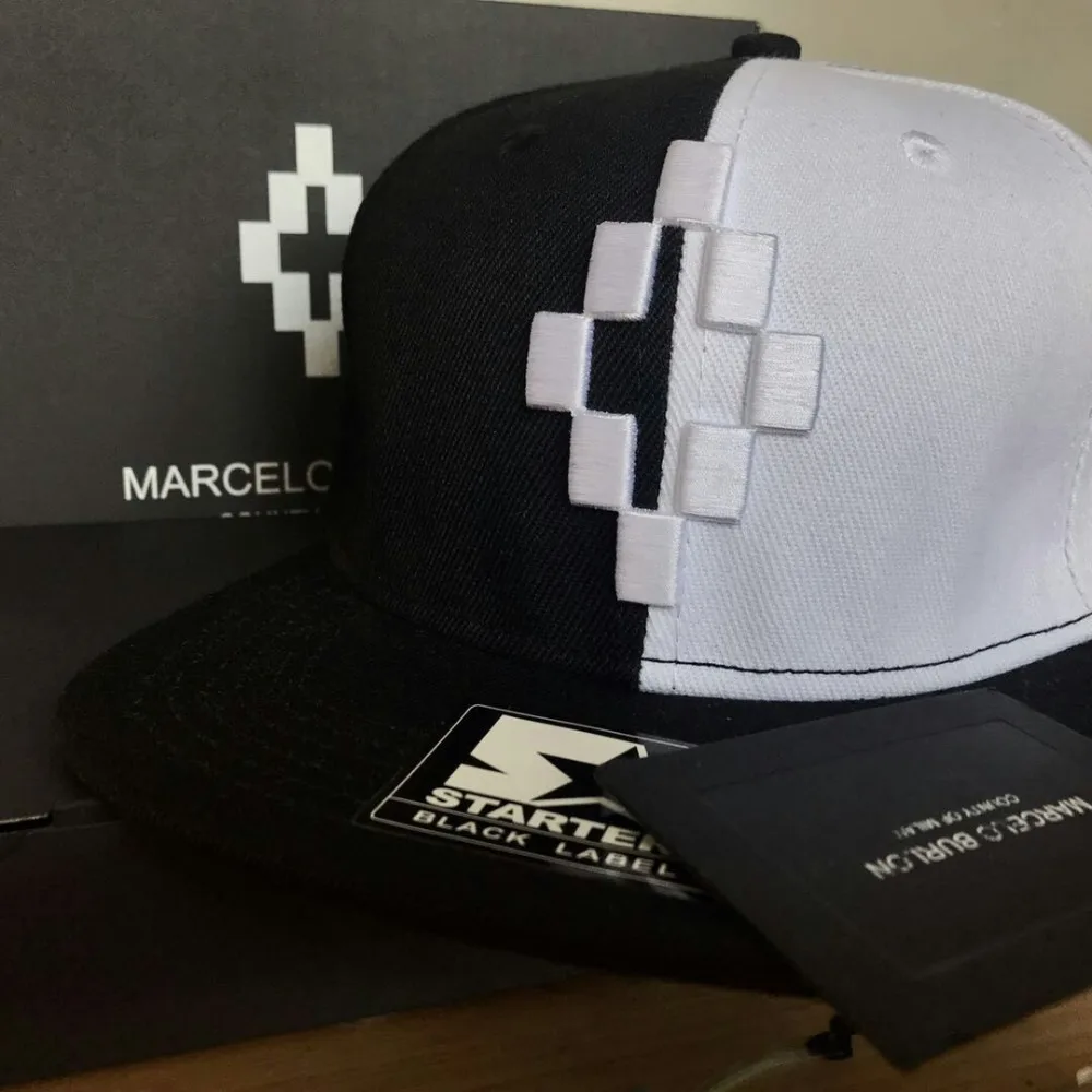 

[ePackage to italy] MB MARCELO BURLON 2017SS STARTER BLACK WHITE CROSS CAP SNAPBACK BASEBALL ADJUSTABLE SIZE(DUSTBAG INCLUDING)