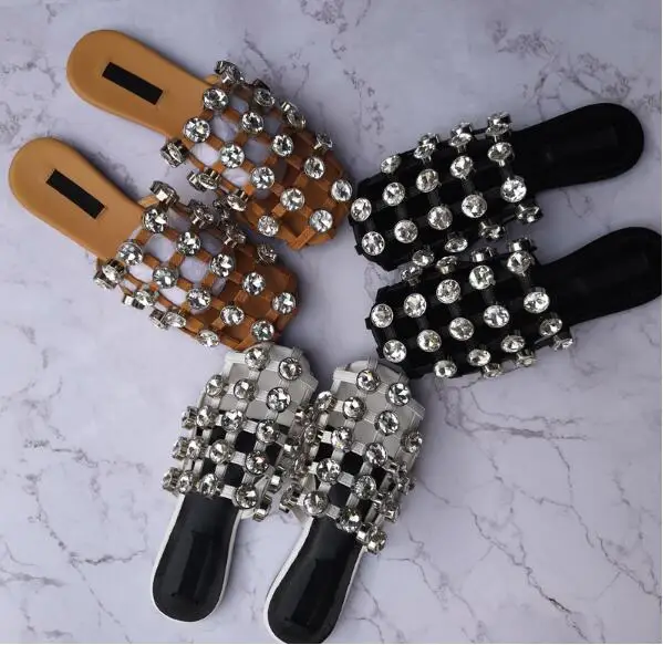 

2019 Amelia Rivets Checkered Caged Flats Cuts-Out Women Slippers Flats Pom pom StudS Sandals Women Shoes Mujer Slides 43 44