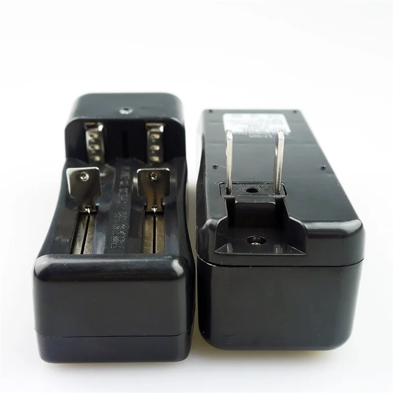 

All-in-One Dual-slot Battery Charger 18650 Charger 3.6 V Li-ion Auto Stop Charging Charger