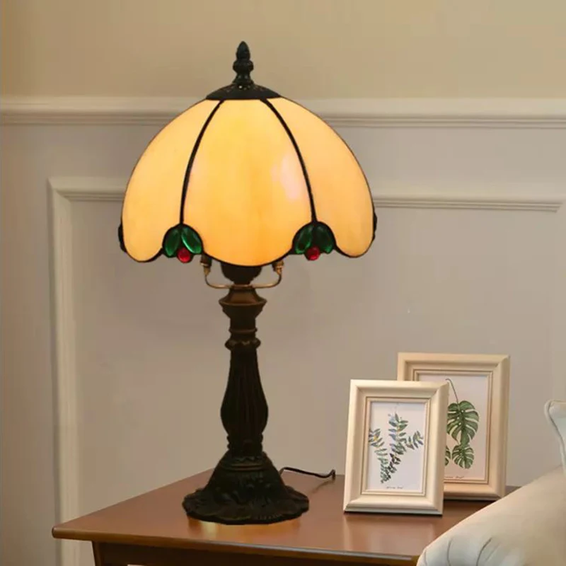 

WOERFU Tiffany Table Lamp 20cm Church Lampshade Bedroom Bedside Lamp E27 Creative Fashion Retro Table Lamp