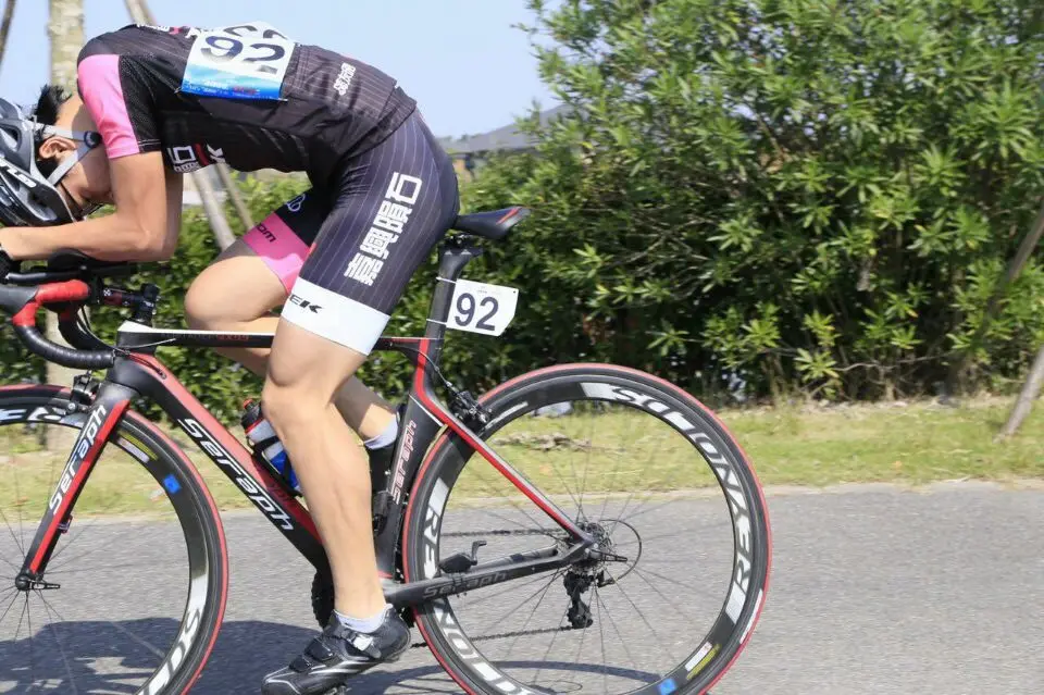 Perfect 2019 Hot sale colorful aero carbon fiber t800 road bike frameset TT-X1 accepted custom paint 13