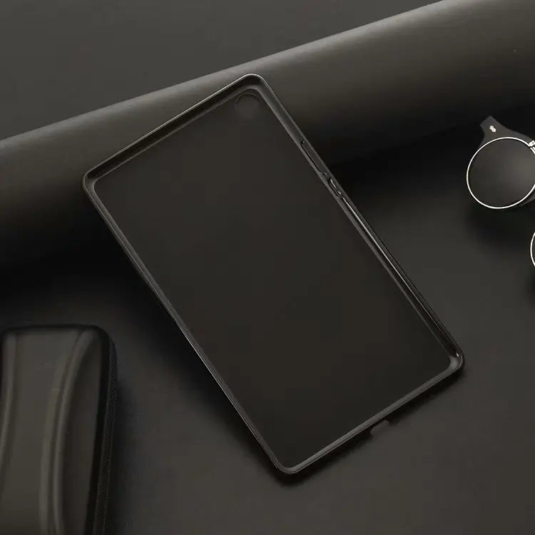 M5 8 black
