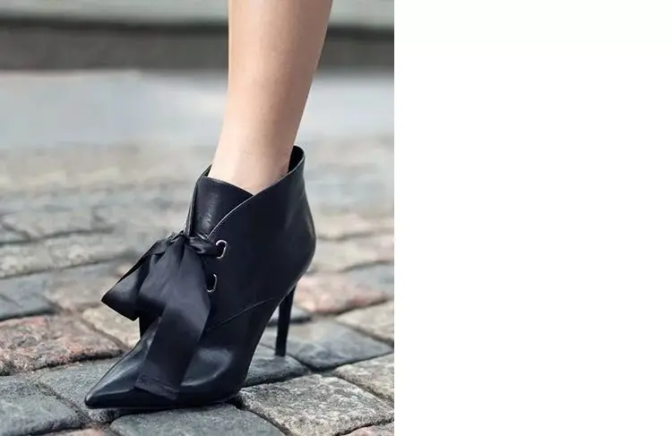 Silla liners/ботильоны на шнуровке из коровьей кожи с острым носком; женские ботинки на очень тонком каблуке; Новинка года; женские ботинки