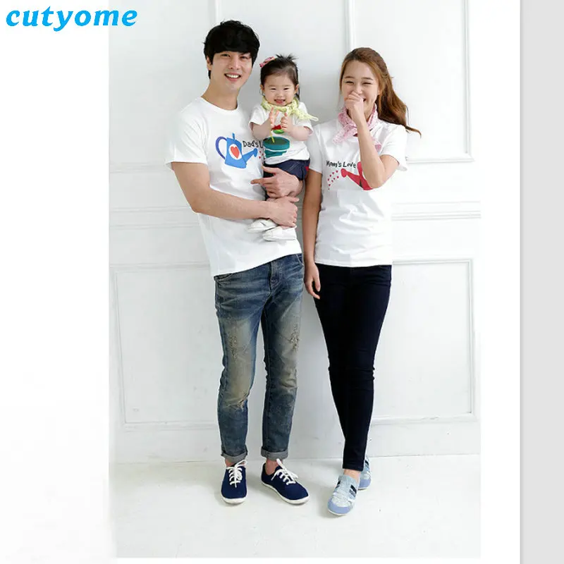 Cutyome/одинаковые комплекты одежды для всей семьи футболки с короткими рукавами для мамы и папы г. Летняя одежда для всей семьи, одежда для мамы и дочки