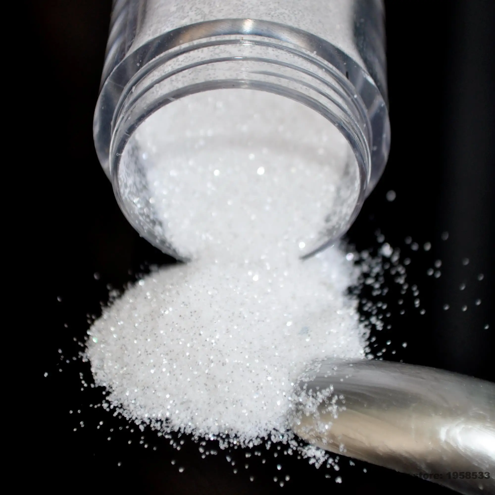 Белый порошок. Минеральный порошок. Белоснежный порошок. Белый порошок для цветов. Белый порошок для цветов.